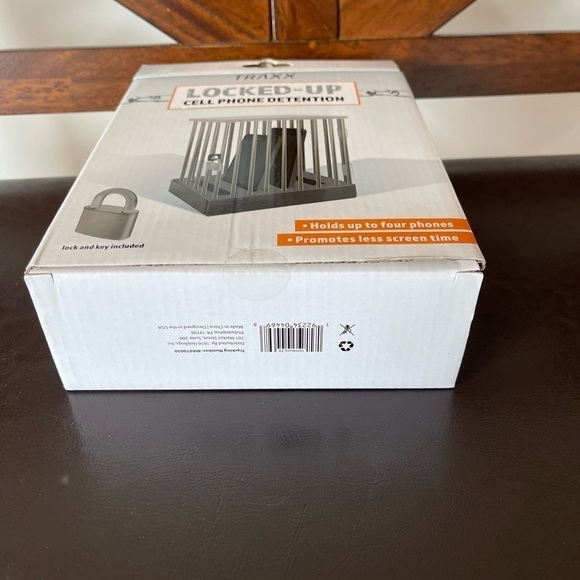 Traxx Locked up cell phone detention jail new in box - Picture 5 of 12